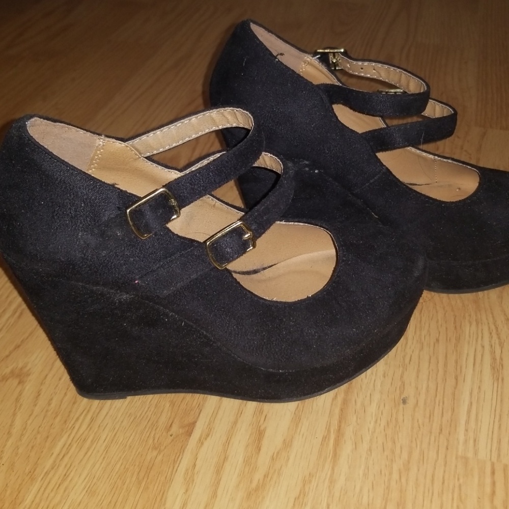 Wedges - Picture 3 of 3